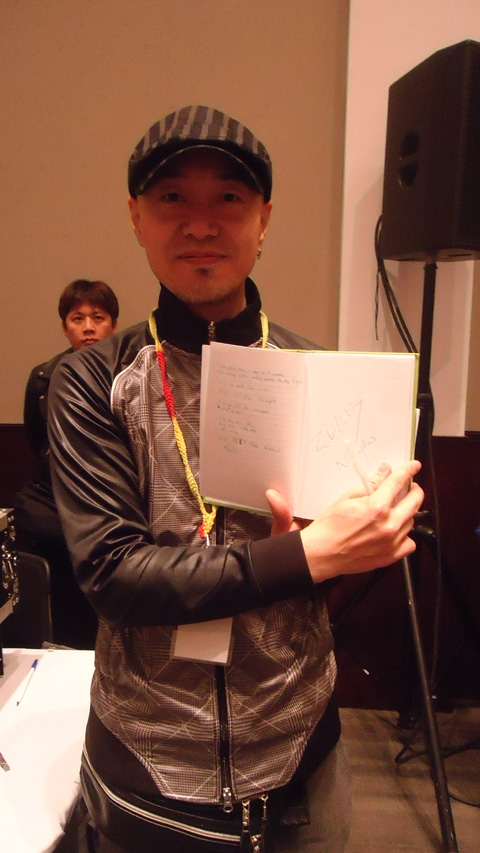 Takaki Digitarou Kosaka signs my notebook!